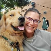 Sitter Profile Image: Elena R.