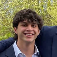 Sitter Profile Image: Luke K.