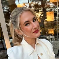 Sitter Profile Image: Ashley V.