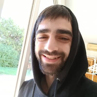 Photo de profil du pet sitter : maxime v.