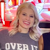 Sitter Profile Image: Victoria W.