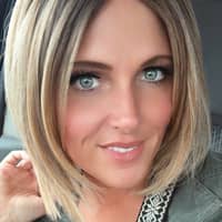 Sitter Profile Image: Julie C.