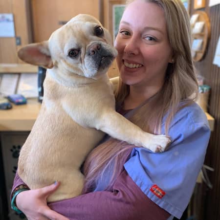 Sitter Profile Image: Julia C.