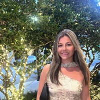 Sitter Profile Image: Sophia D.