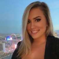 Sitter Profile Image: Hannah H.