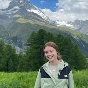 Sitter Profile Image: Allison B.