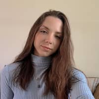 Sitter Profile Image: Olivia L.