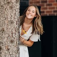 Sitter Profile Image: Molly H.