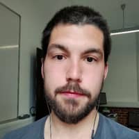 Sitter Profile Image: César M.