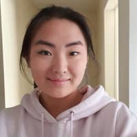 Sitter Profile Image: Janey Y.