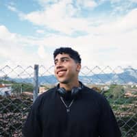 Foto de perfil del cuidador: Victor Y.