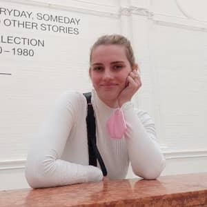 Sitter Profile Image: Pauline Z.