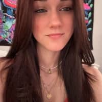 Sitter Profile Image: Rhiannon C.