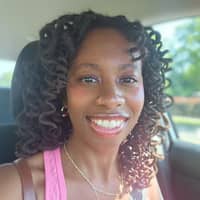 Sitter Profile Image: Arlette P.