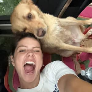 Sitter Profile Image: Eve T.