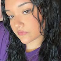 Sitter Profile Image: Jizelle S.