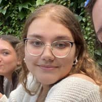 Sitter Profile Image: Heather B.