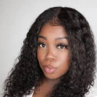 Sitter Profile Image: Shawndreal S.