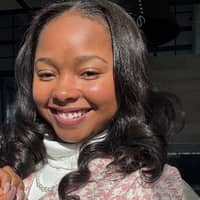 Sitter Profile Image: Danielle L.