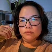 Sitter Profile Image: Sharon F.