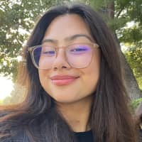 Sitter Profile Image: Kayla V.