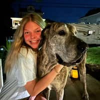 Sitter Profile Image: Emma S.