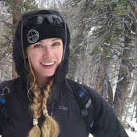 Sitter Profile Image: Lindsay H.