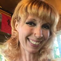 Sitter Profile Image: Robin R.