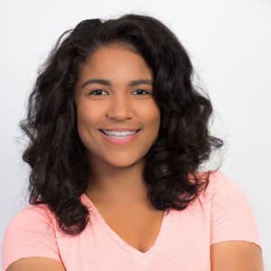 Elyssa E.
