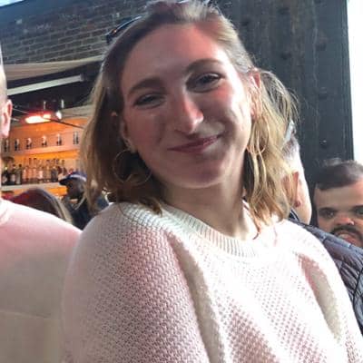 Sitter Profile Image: Hannah C.