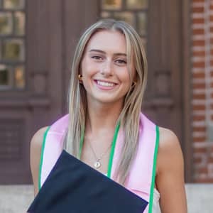 Sitter Profile Image: Elizabeth M.