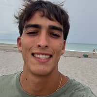 Sitter Profile Image: Vitor F.