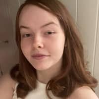 Sitter Profile Image: Freya C.