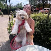 Sitter Profile Image: Sarah B.