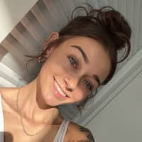 Sitter Profile Image: Miranda Z.