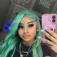 Sitter Profile Image: ziaira j.