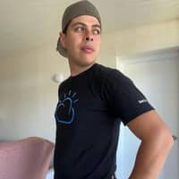 Sitter Profile Image: Ronny C.