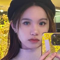 Sitter Profile Image: QingYang C.
