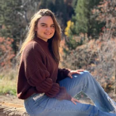 Sitter Profile Image: Anna G.