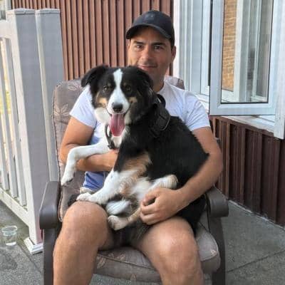 Sitter Profile Image: Luis S.