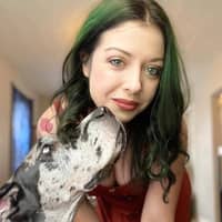 Sitter Profile Image: Kyri W.