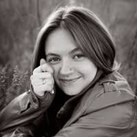 Sitter Profile Image: Mae J.