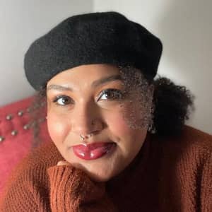 Sitter Profile Image: Bayley A.