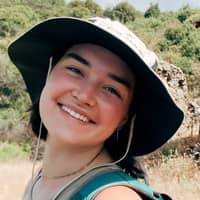 Sitter Profile Image: Daisy A.