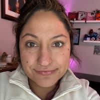 Sitter Profile Image: Claudia L.