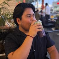 Sitter Profile Image: Sebastian A.