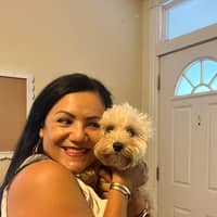 Sitter Profile Image: Janeth R.