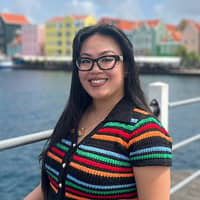 Sitter Profile Image: Tuyet L.