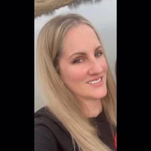 Sitter Profile Image: Angelina C.