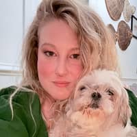 Sitter Profile Image: Mollie B.